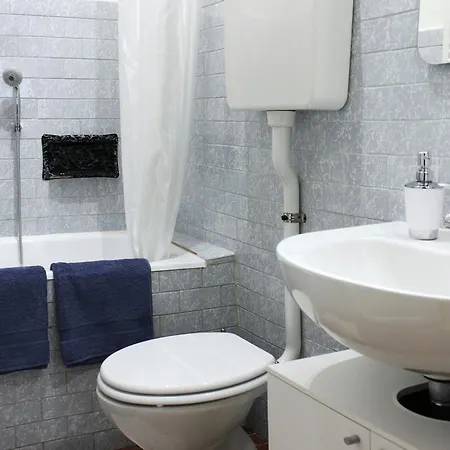 Silverlake Apartment Perledo